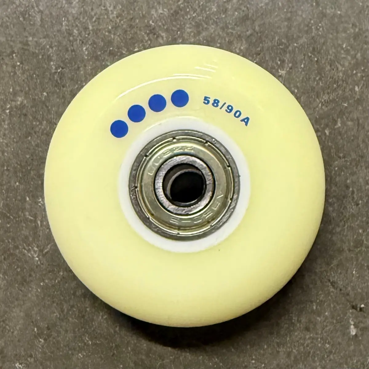Them Stock Team Wheel 58Mm 90A With Abec 5 Bearings (4 Pack) *Yellowed Urethane* 1