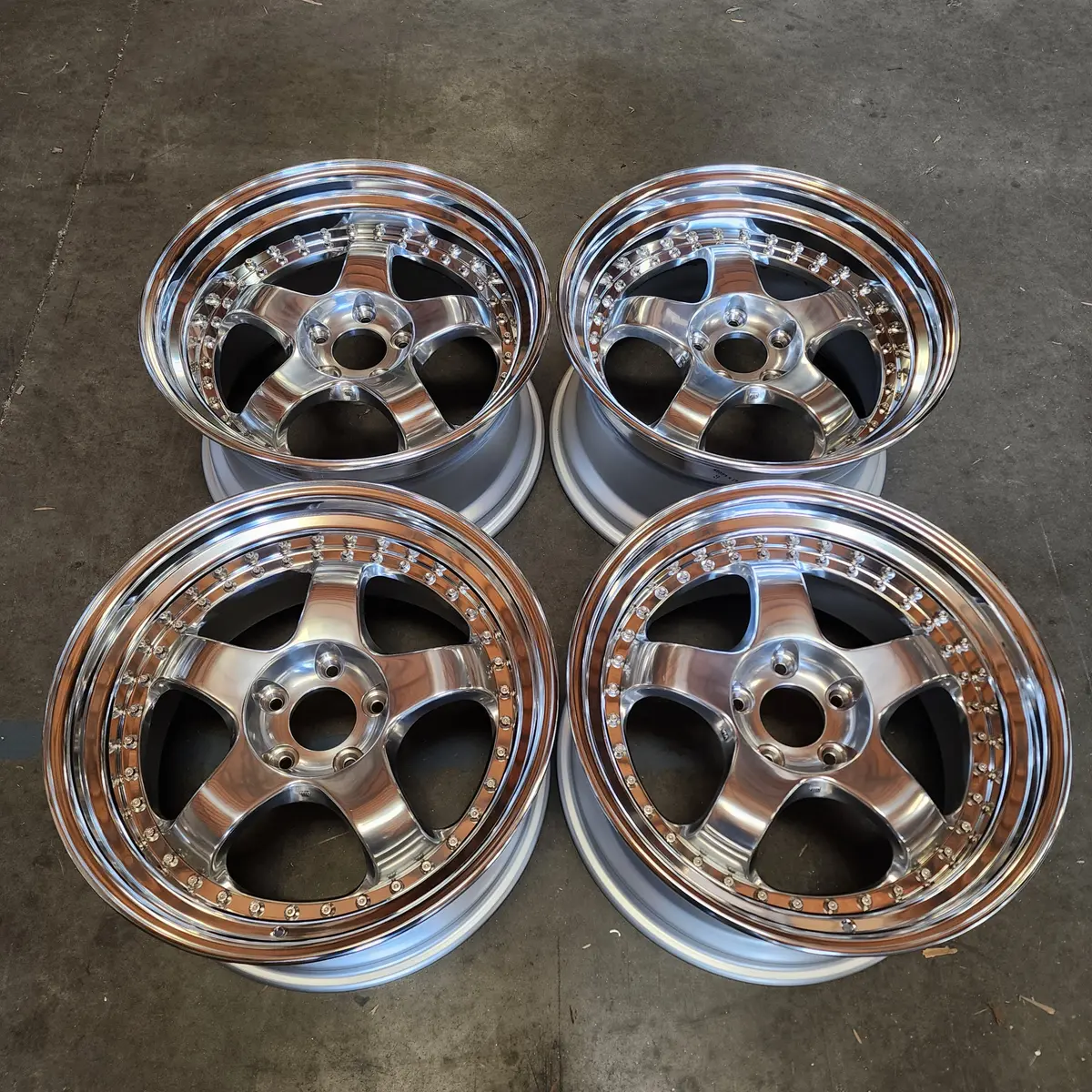 18" Work Meister S1 Three-Piece Forged Wheel with 5×114.3mm Hub Configuration