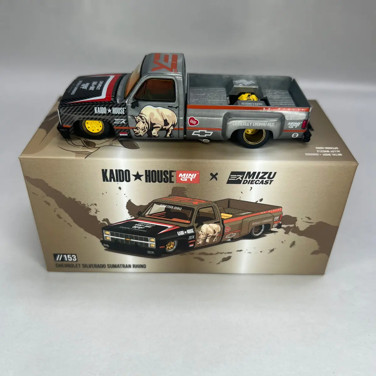 Chase Kaido House X Mini Gt 1:64 #153 Chevrolet Silverado Sumatran Rhino 1