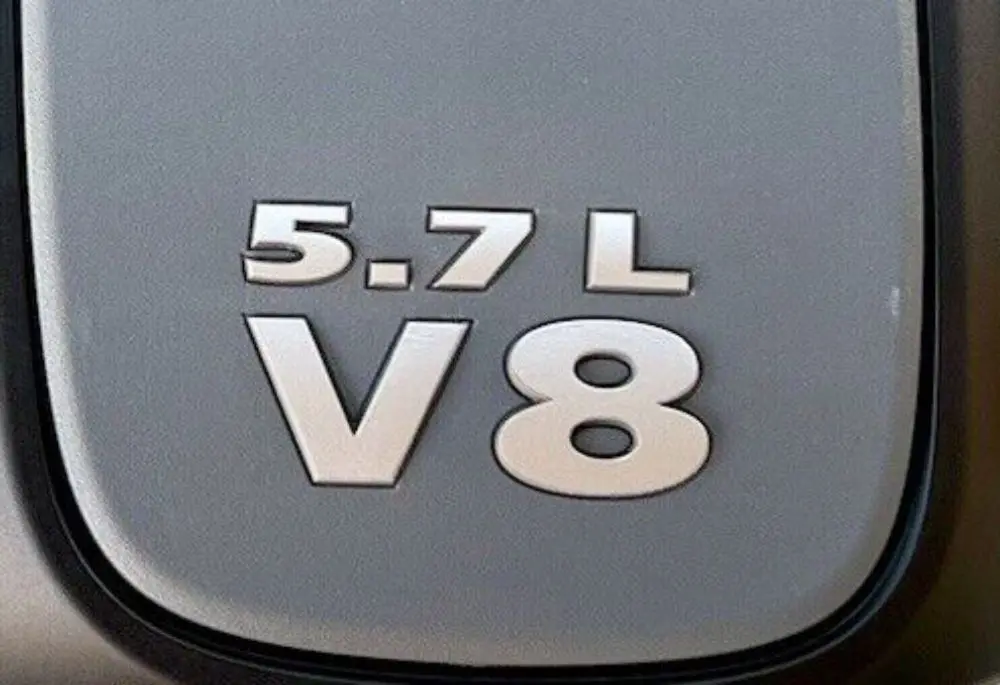 5.7L V8 Engine Cover Letter Overlays - 09-23 Challenger R/T 4