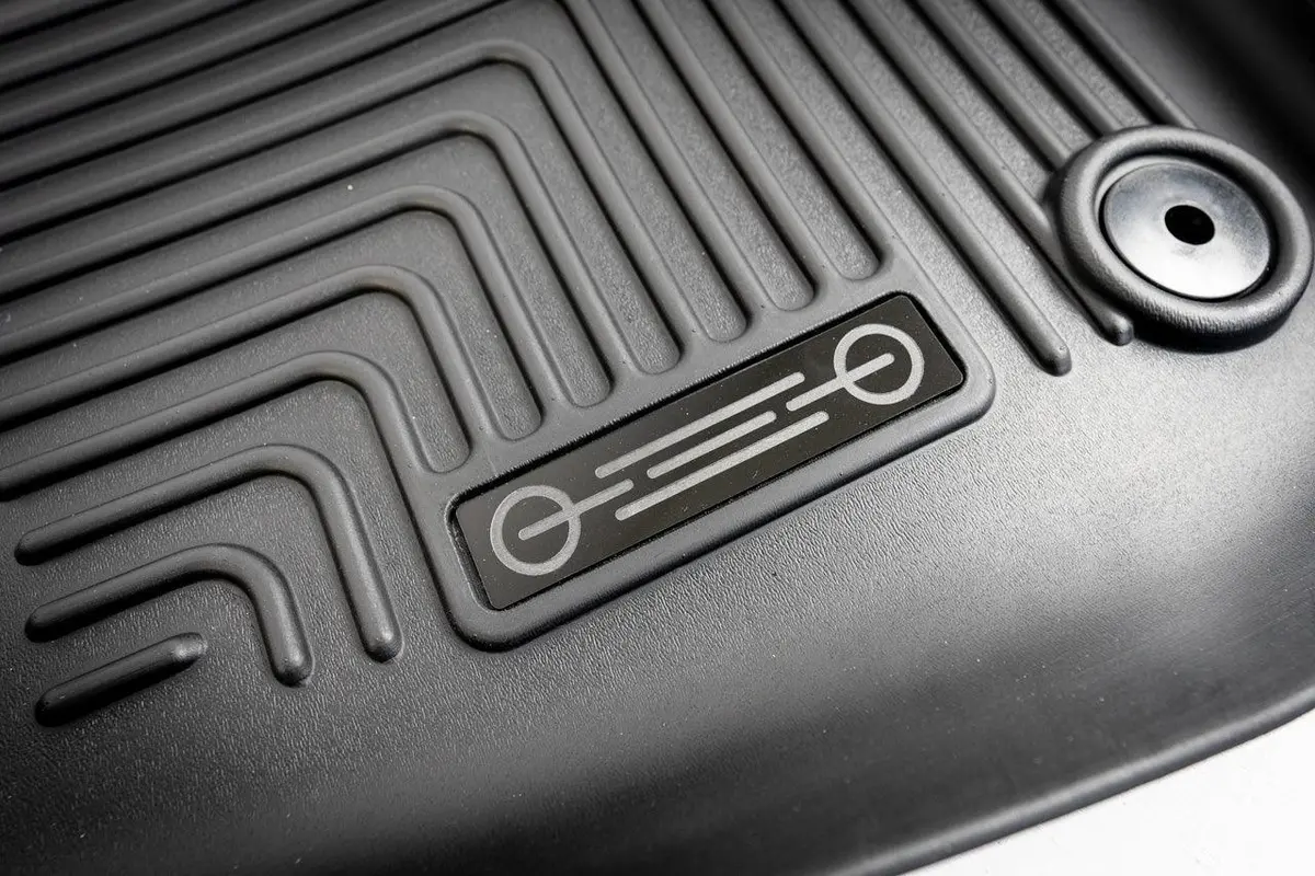 6Th Gen Grille Husky Floor Mat Logo (Etched Acrylic) - 2021+ Bronco 1