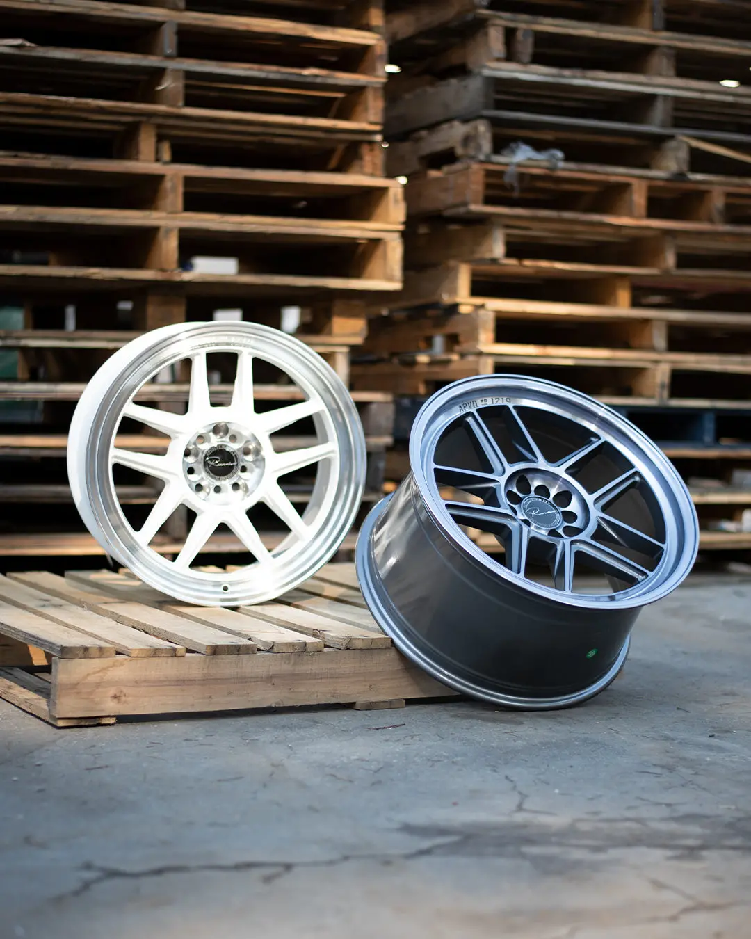 18" 9.5J Revolve APVD Alloy Wheel – Model 1219 V2, 5×100/114.3 Bolt Pattern, ET22 Offset