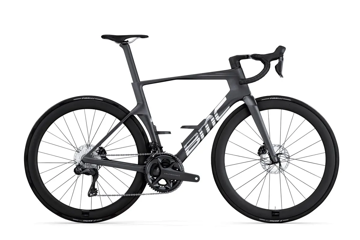 26 Teammachine R01 Four 1