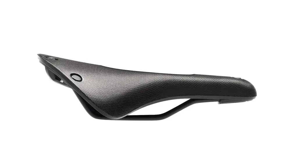 C19 Cambium Carved Saddle 1