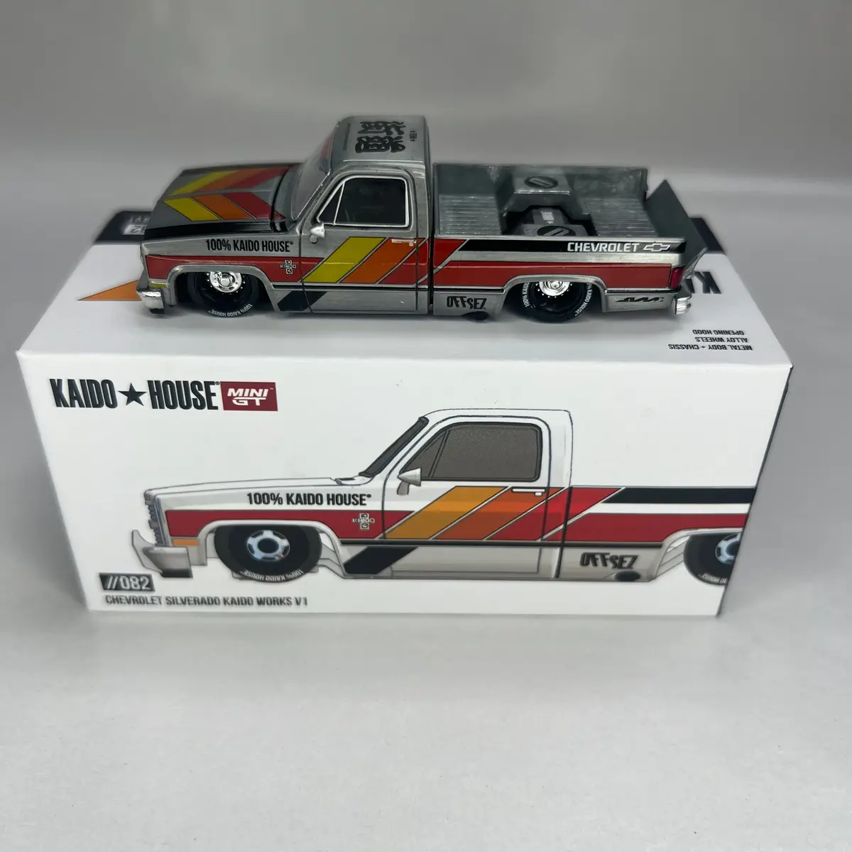 Chase Kaido House X Mini Gt 1:64 #082 Chevrolet Silverado V1 1