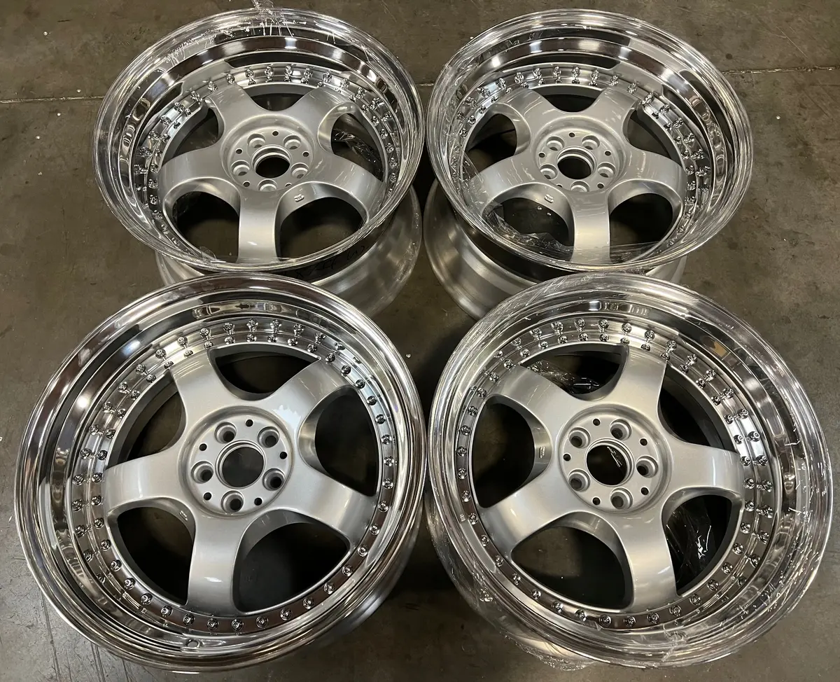 18-Inch GMR Bishop Step Alloy Wheel — 5x100 Bolt Pattern, Sleek Silver Finish