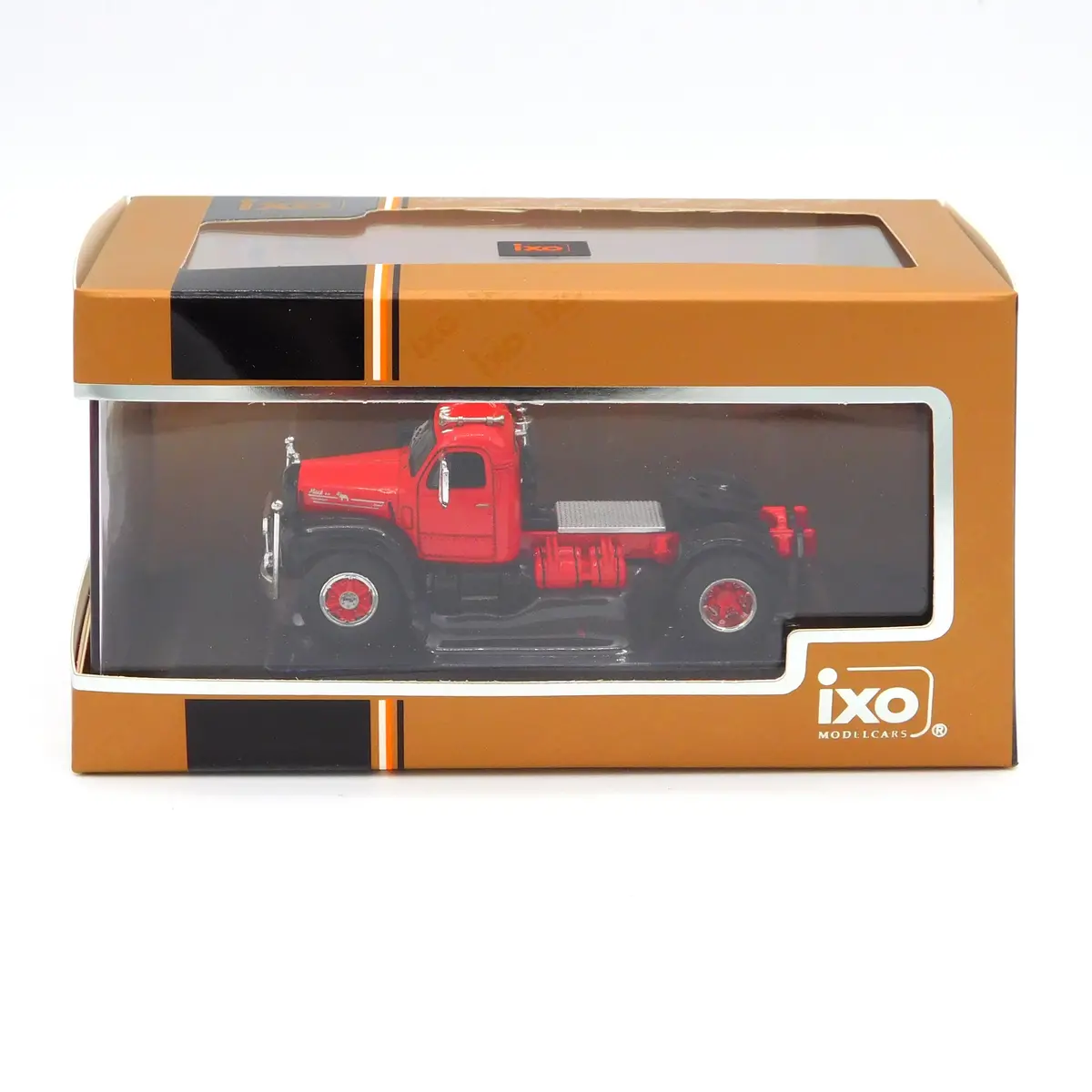 1953 Mack B 61 Red 1:64 Diecast 1