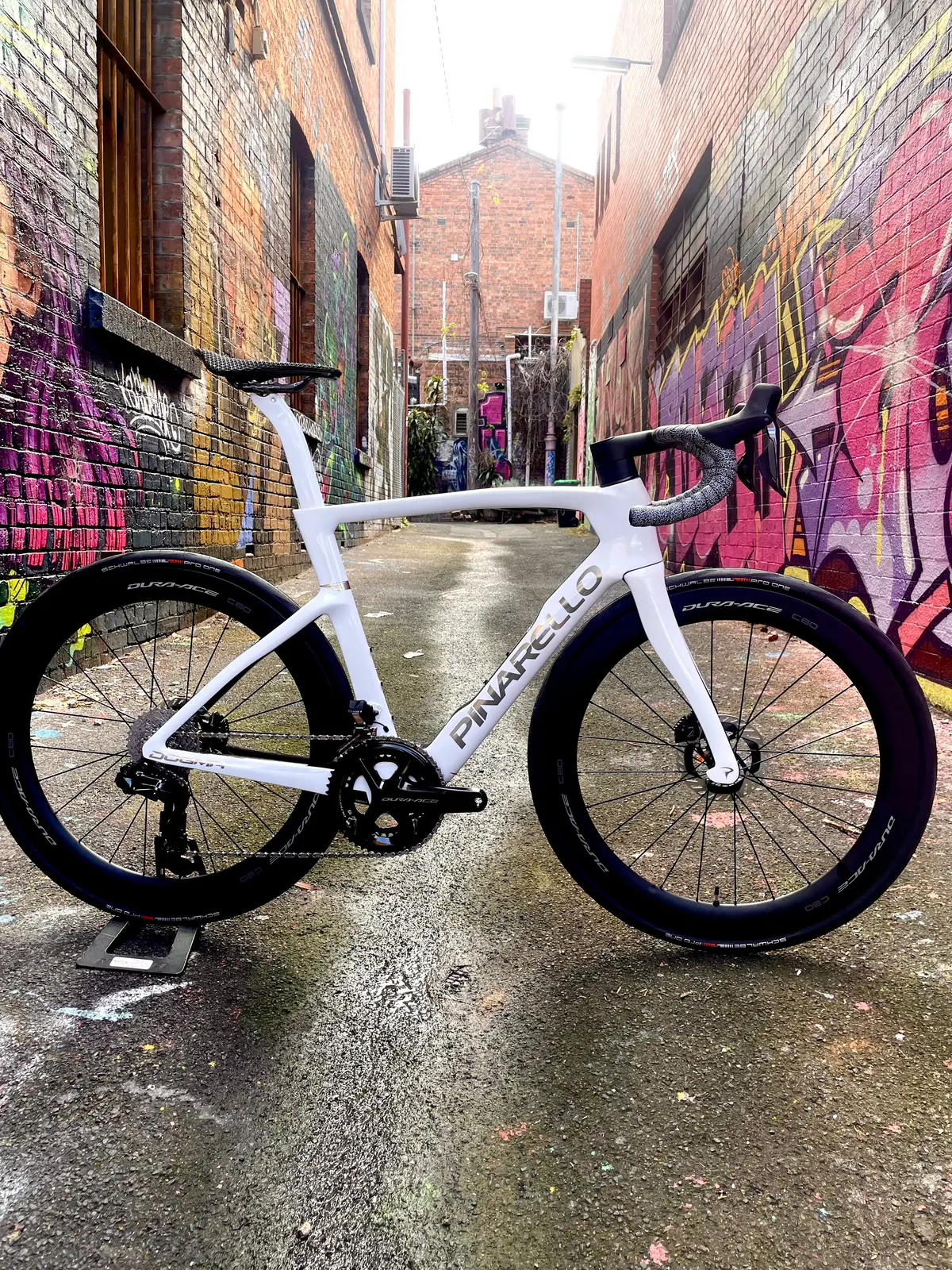 26 Dogma F  Crystal White  Shimano Dura Ace 1