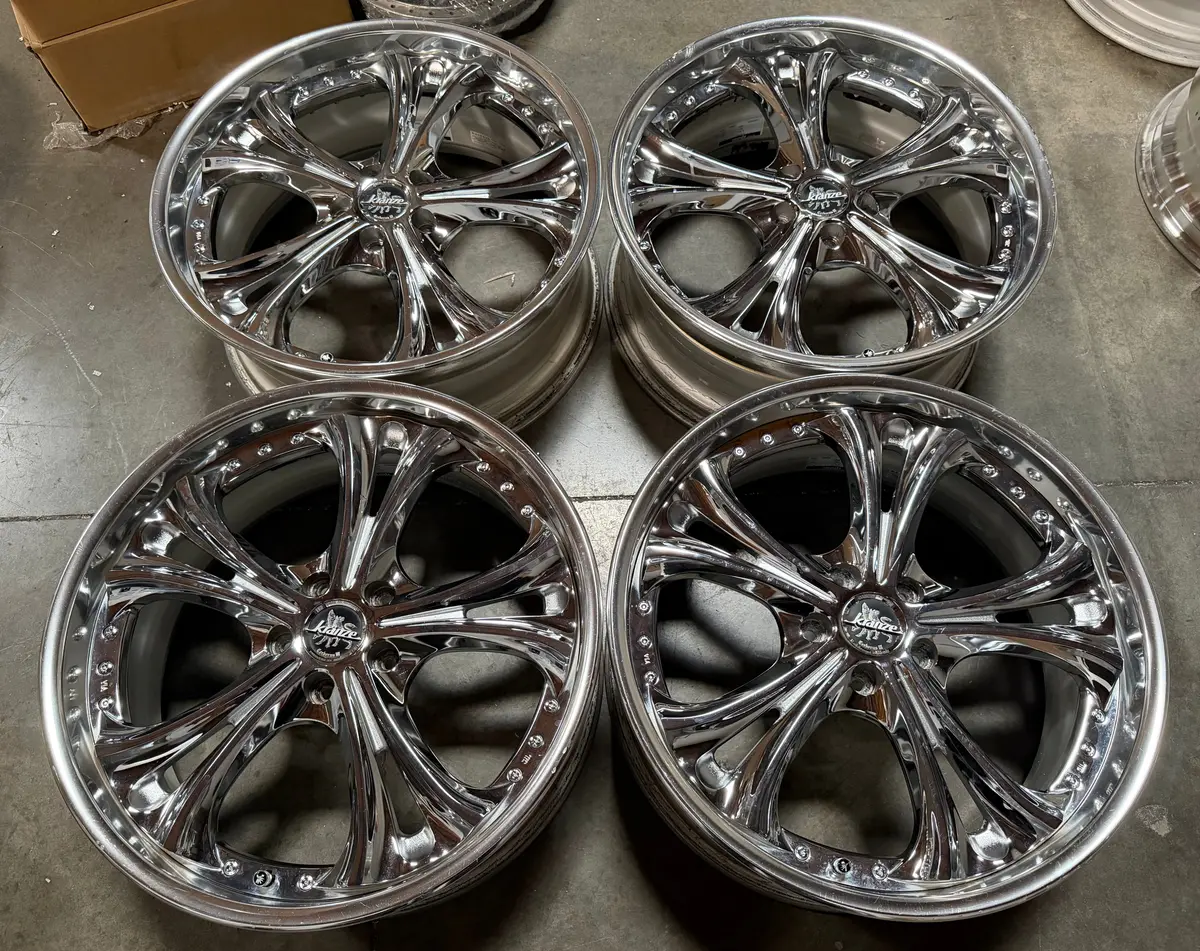 Weds Cerberus III 20-Inch Chrome Wheels – 5x114.3 Bolt Pattern