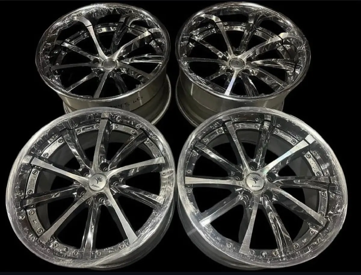 Weds Vishnu 19" Lightweight Forged Alloy Wheels – 5-Lug 114.3mm Hub Pattern