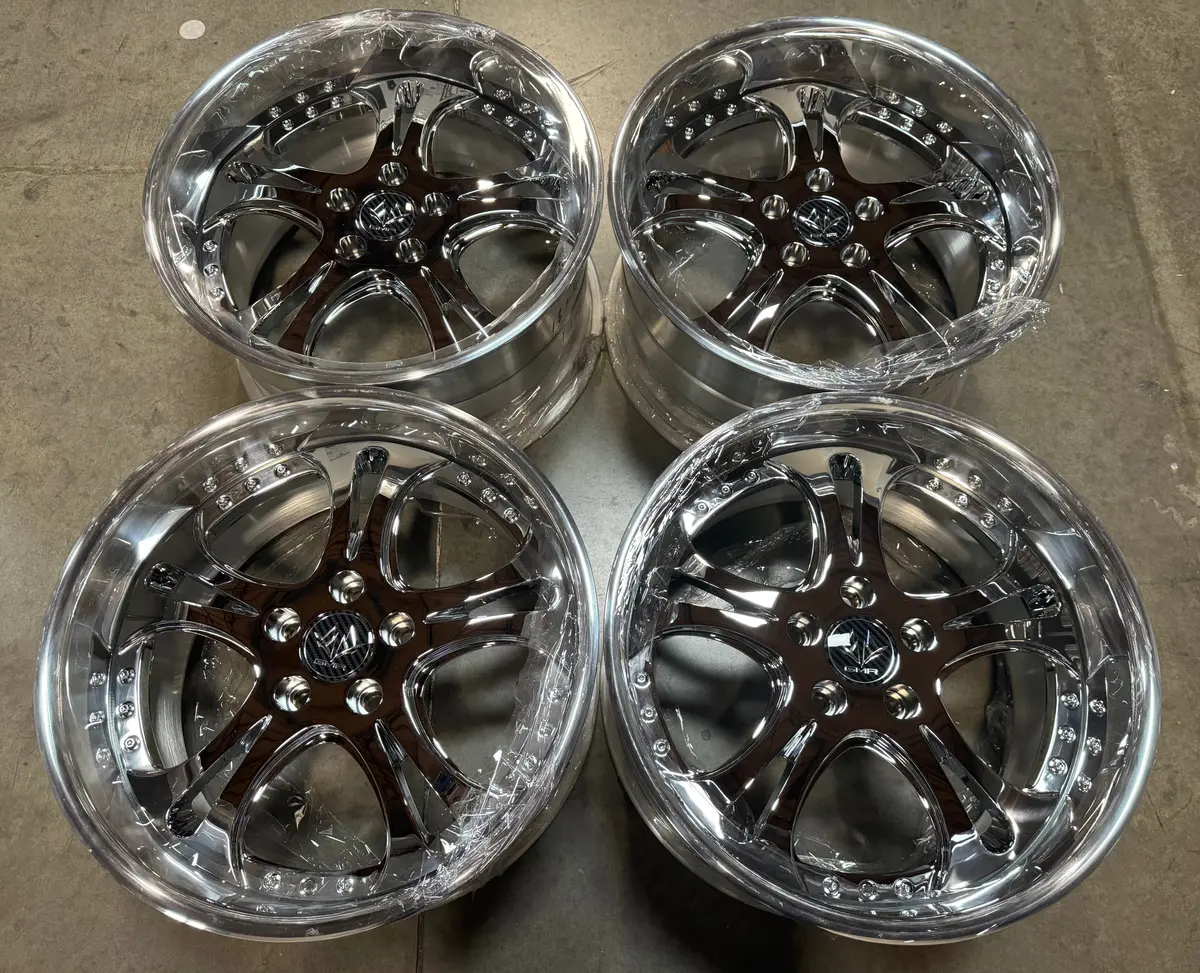 18-Inch GMR Serpent II Forged Alloy Wheels – 5x114.3 Bolt Pattern with Chrome Finish