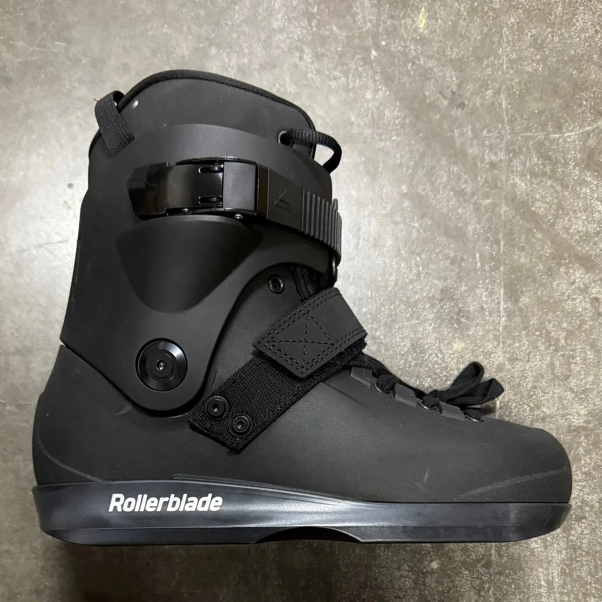 Rollerblade Blank Sean Keane Boot - 9Us *Display Model* 1