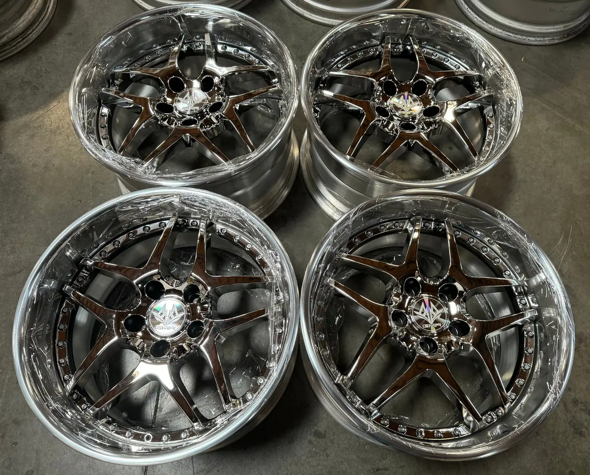 18-inch GMR Evoke Alloy Wheels – Vacuum Chrome Finish, 5x114.3 Bolt Circle