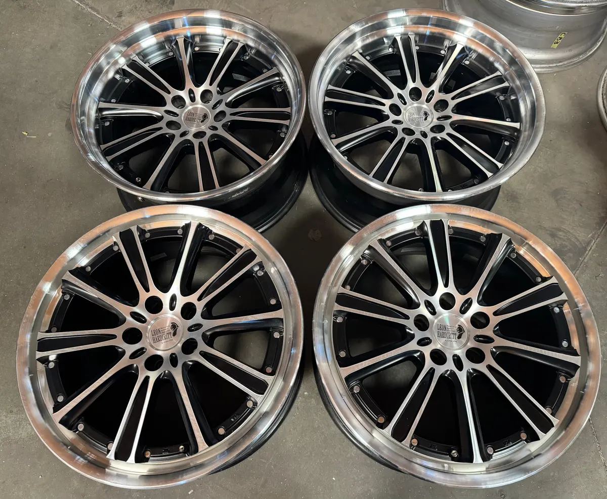 19-inch Leon Alloy Wheels Hardiritt Gral Design 5x114.3 Bolt Pattern