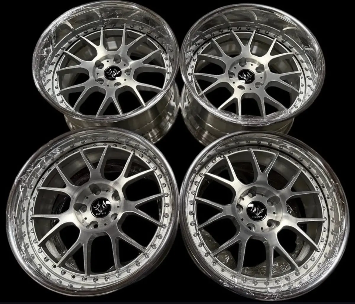 18-Inch GMR Vertess Alloy Wheel — 5x114.3 Bolt Pattern, Brushed Silver Finish, Non-Resizable