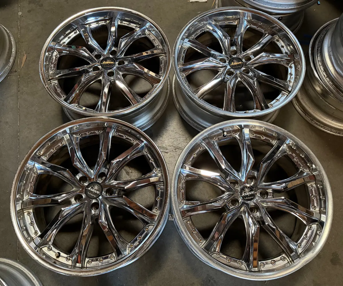 20-Inch Verae Alloy Wheel with 5x114.3 Bolt Pattern and Chrome Finish
