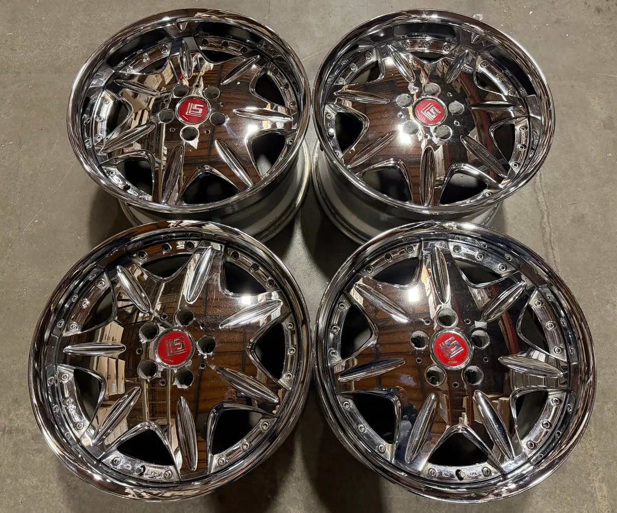 18-Inch LS207 Alloy Wheel with 5x114.3 Bolt Pattern