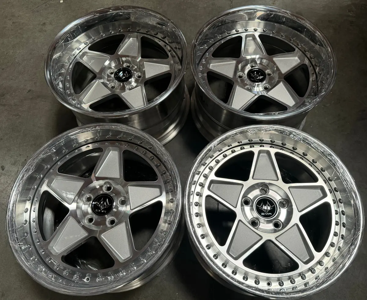 18-Inch GMR SF2 Alloy Wheels with 5x114.3 Bolt Pattern