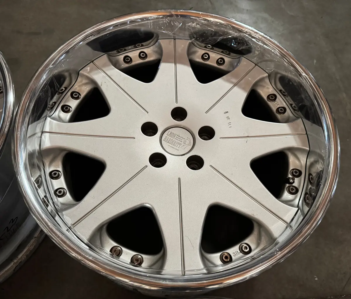 19" Leon Alloy Wheels – Waffe Style, 5×114.3 PCD