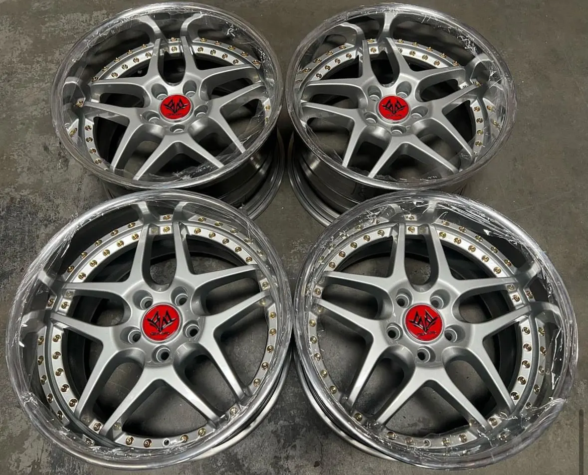 18" GMR Evoke Silver Alloy Wheels – 5x114.3 Bolt Pattern, Non-Staggered Setup