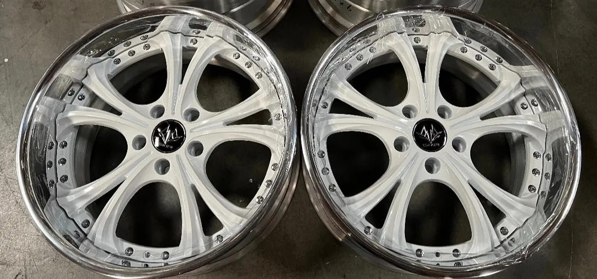 18-Inch GMR Serpent Alloy Wheels – 5x114.3 Bolt Pattern, White Finish, Sold as a Pair