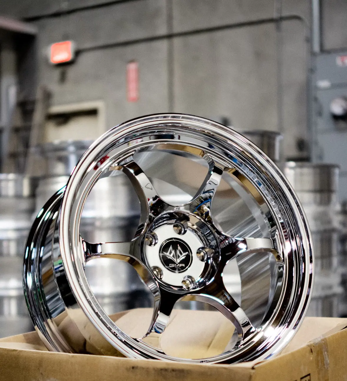 18-Inch GMR R1 Forged Monoblock Alloy Wheel – 5x114.3 Bolt Pattern with Chrome Finish