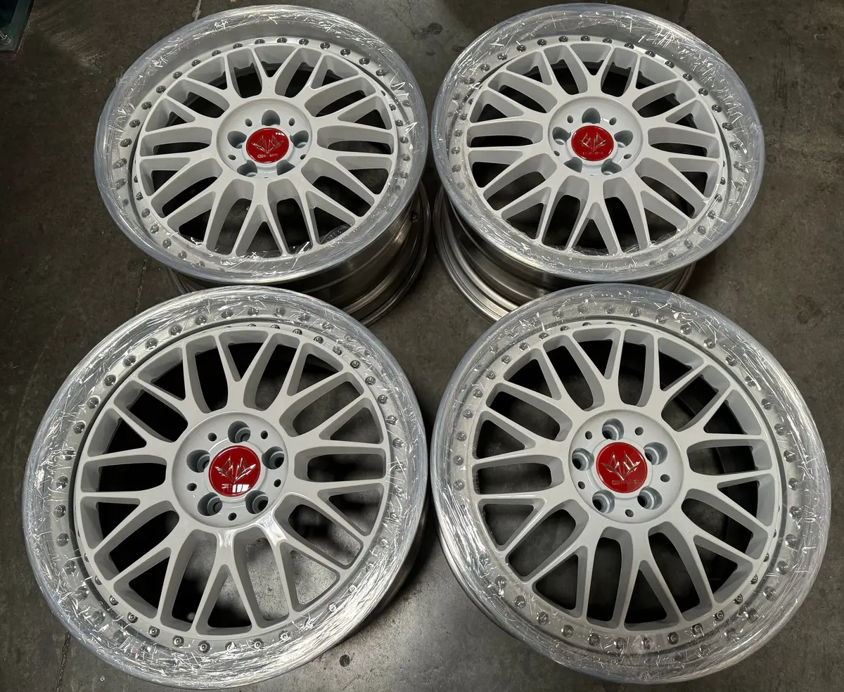 18" GMR Excalibur Forged Alloy Wheel with Reverse Offset and 5x100 Lug Pattern