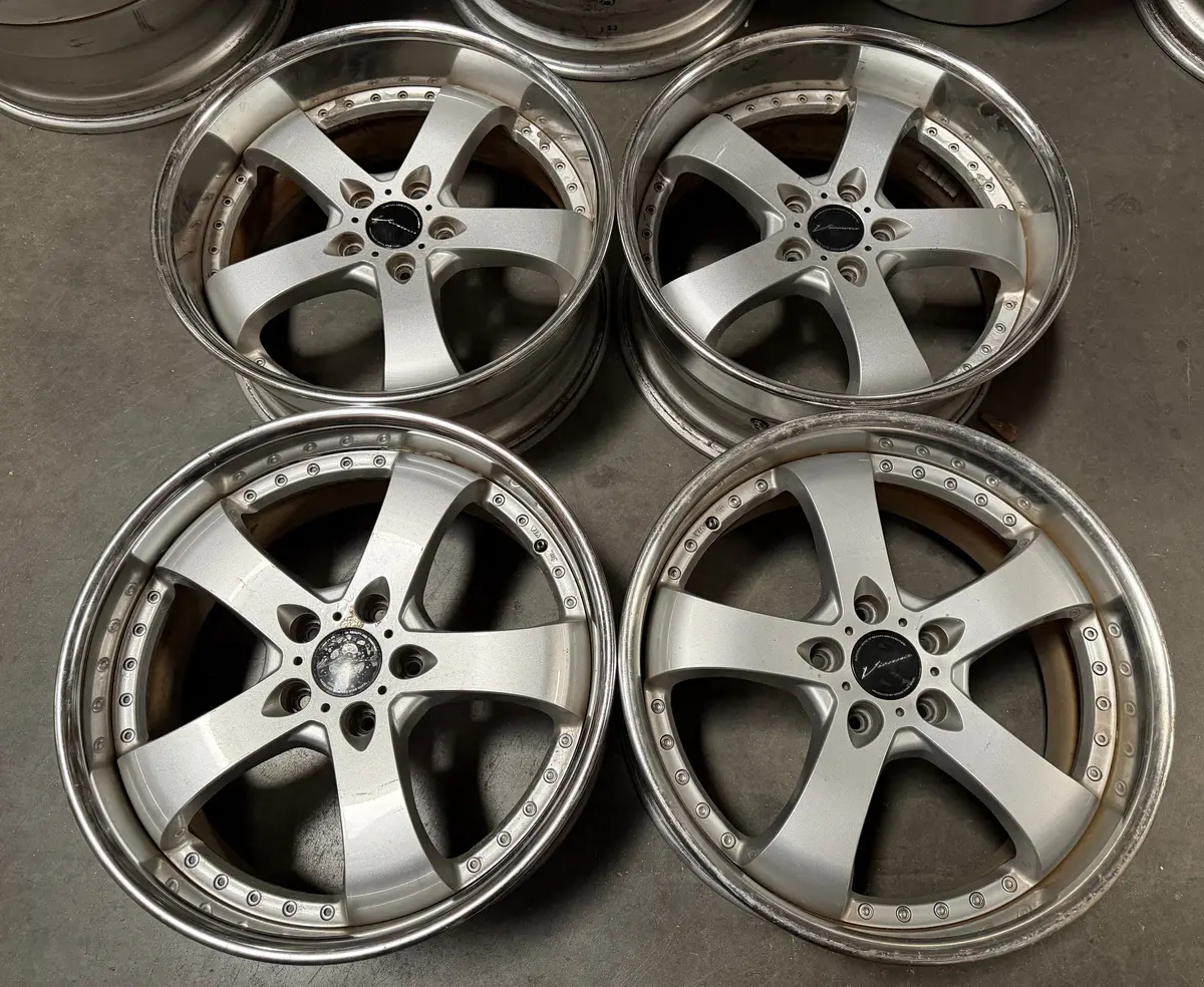 SSR Vienna Sovereign 19-Inch Alloy Wheels – 5x114.3 Bolt Pattern