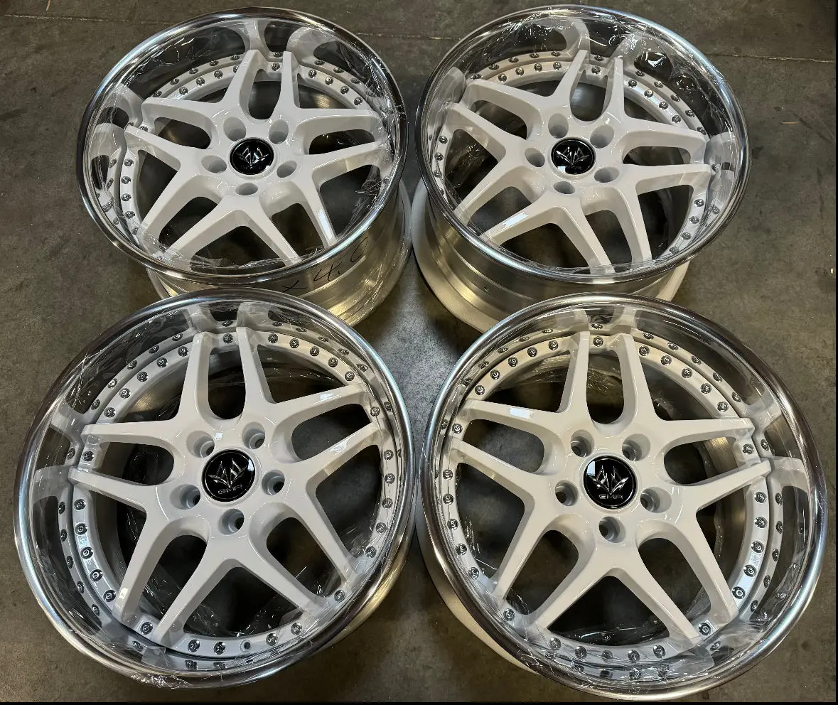 18" GMR Evoke Reverse Alloy Wheel — 5x100 Bolt Pattern, Matte White Finish