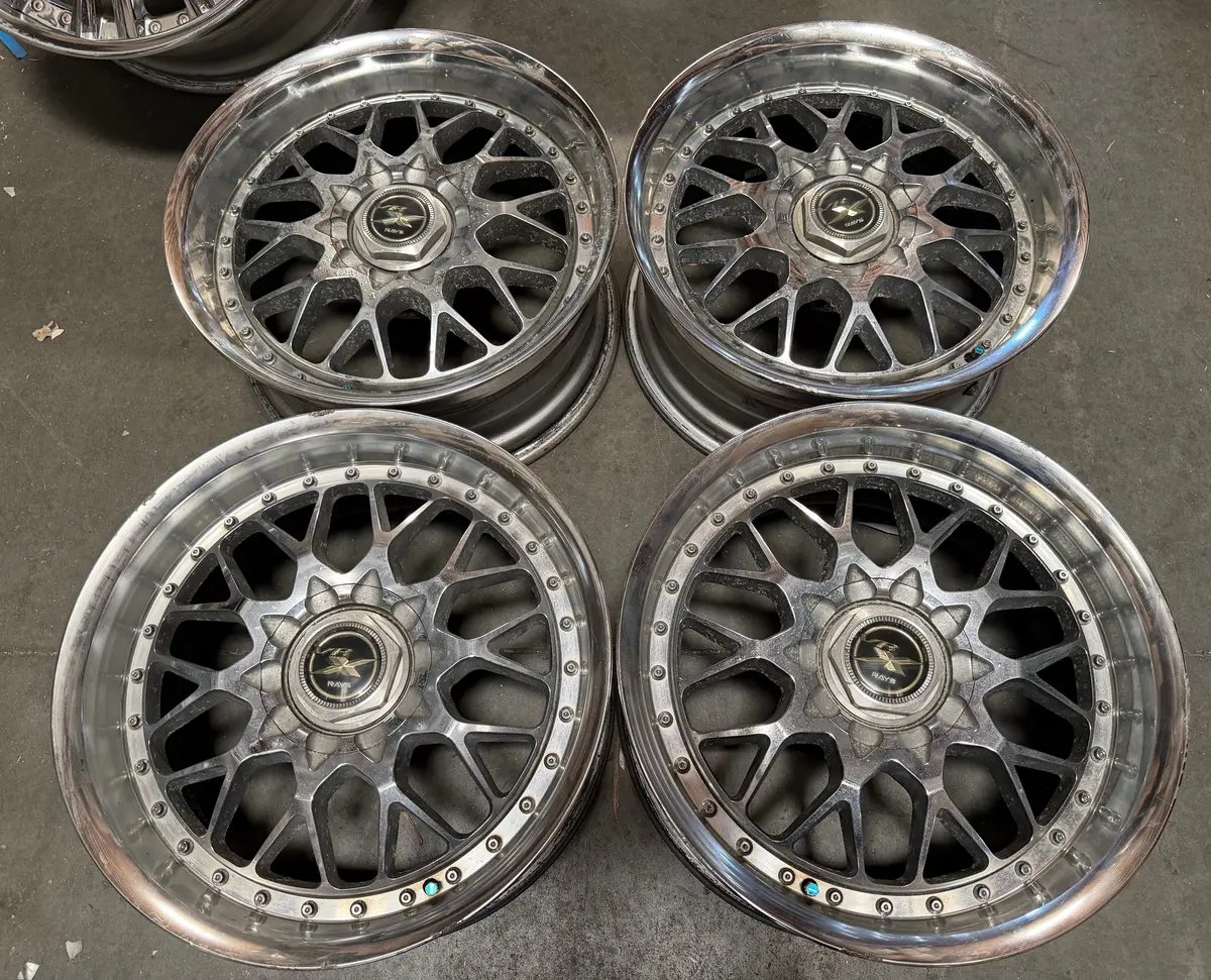 17" Volk Racing VR-X10 Alloy Wheel with 5x114.3mm Bolt Pattern