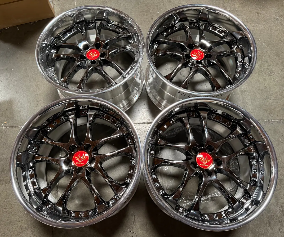 18-Inch GMR Caesar Alloy Wheel – 5x100 Bolt Pattern with Vacuum Chrome Finish