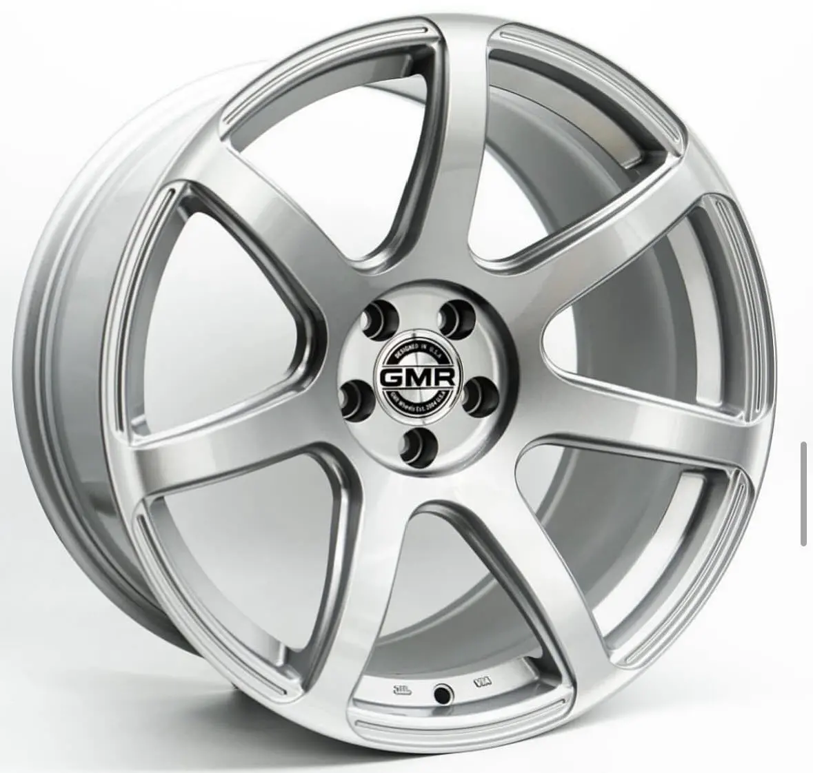 18-Inch GMR Alloy Wheels – 18x11+15 Offset, Silver Finish (Sold as Pair)