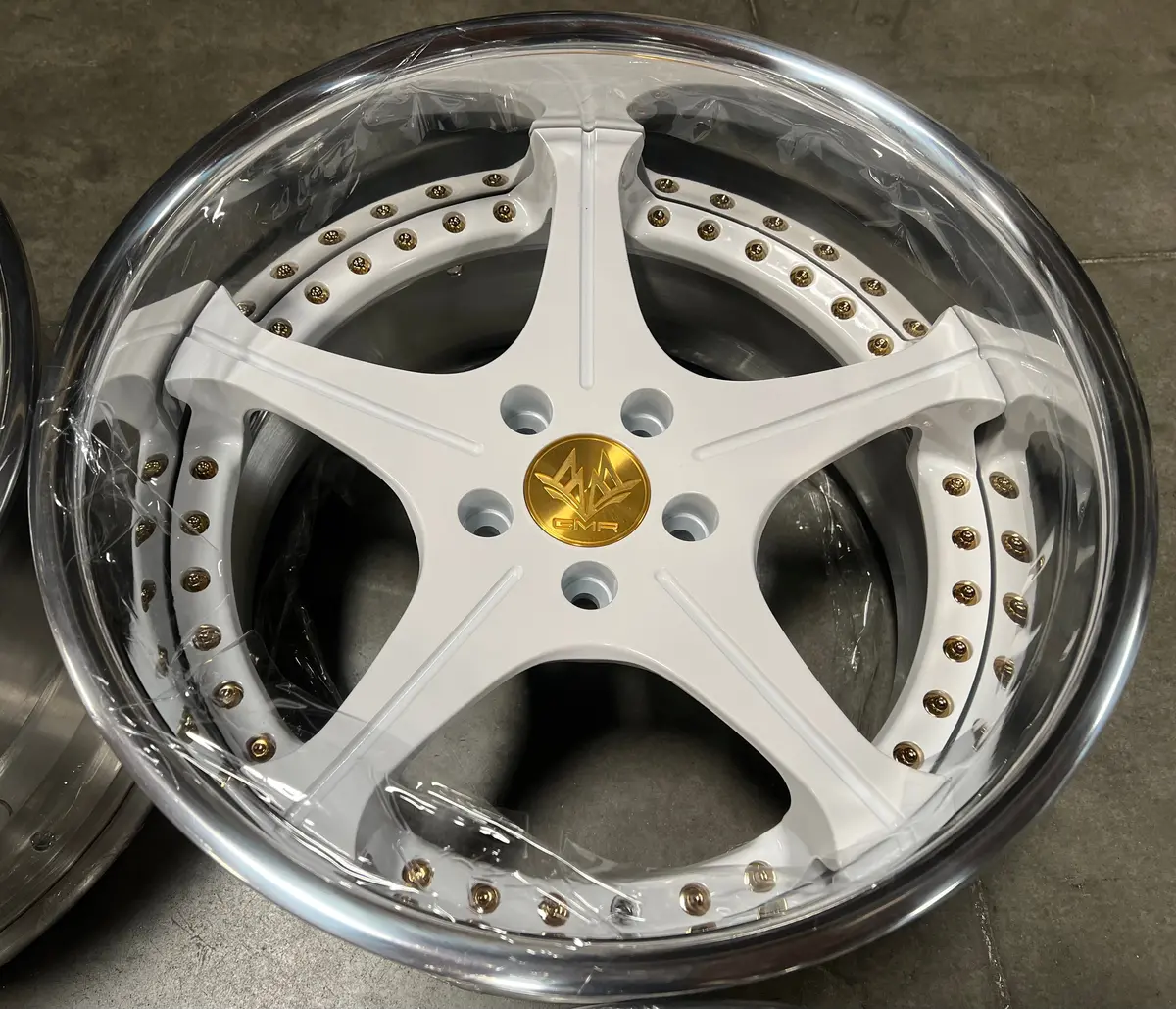 18” Gmr Monarch 5X112 White 2