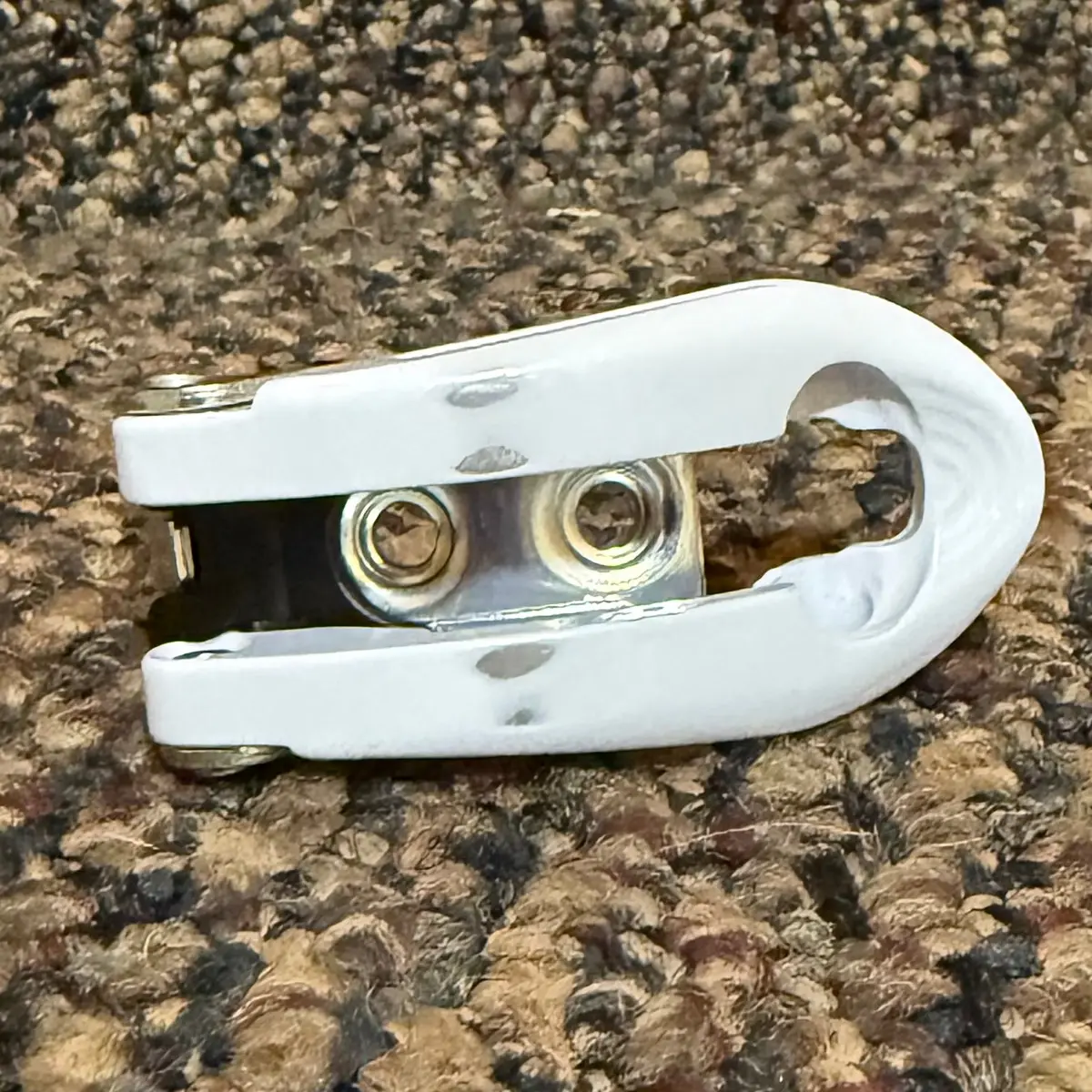 Roces Memory White Buckle (Sold Individually) *Paint Damaged In Transit* 1