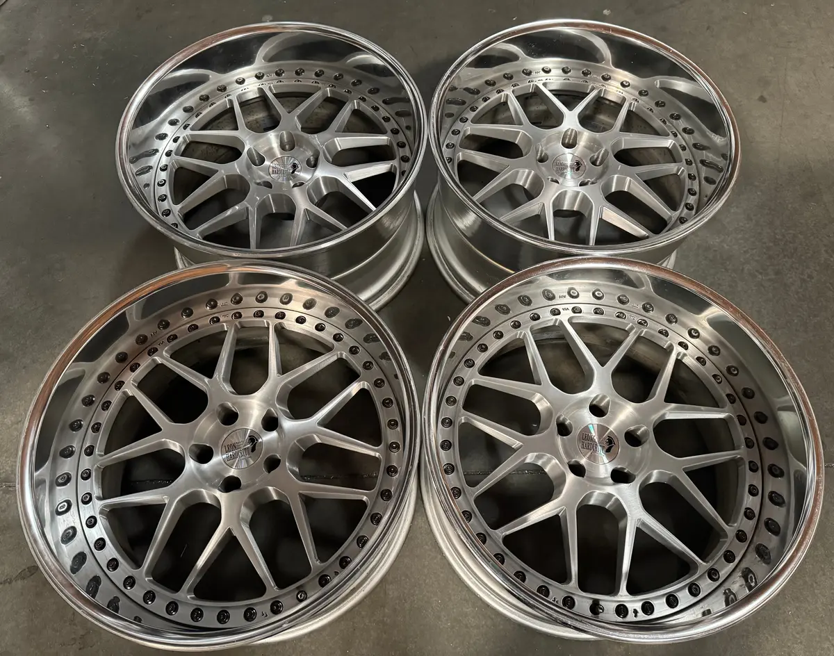 20" Leon Hardiritt Gemut Alloy Wheels – 5x114.3 PCD