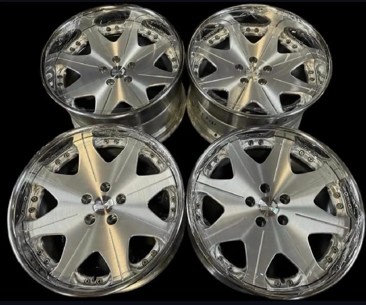 19-Inch Leon Hardiritt Waffe Wheel — 5x114.3 Bolt Pattern, Made to Order
