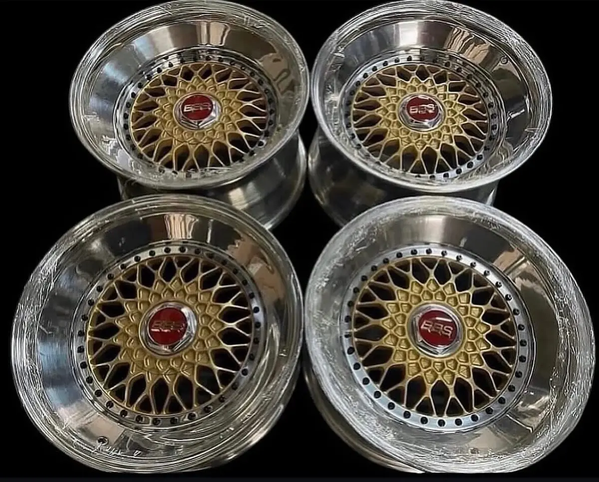 18-Inch BBS RS Triple-Step Forged Alloy Wheel in Gold Finish – 5x114.3 Bolt Pattern