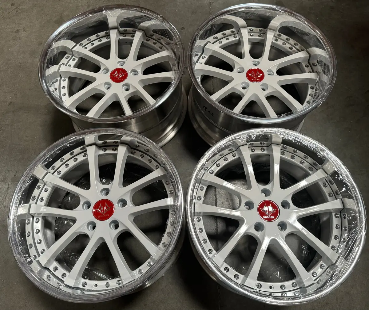 18-Inch GMR Paladin II Alloy Wheel — 5x114.3mm Bolt Pattern, Matte White Finish