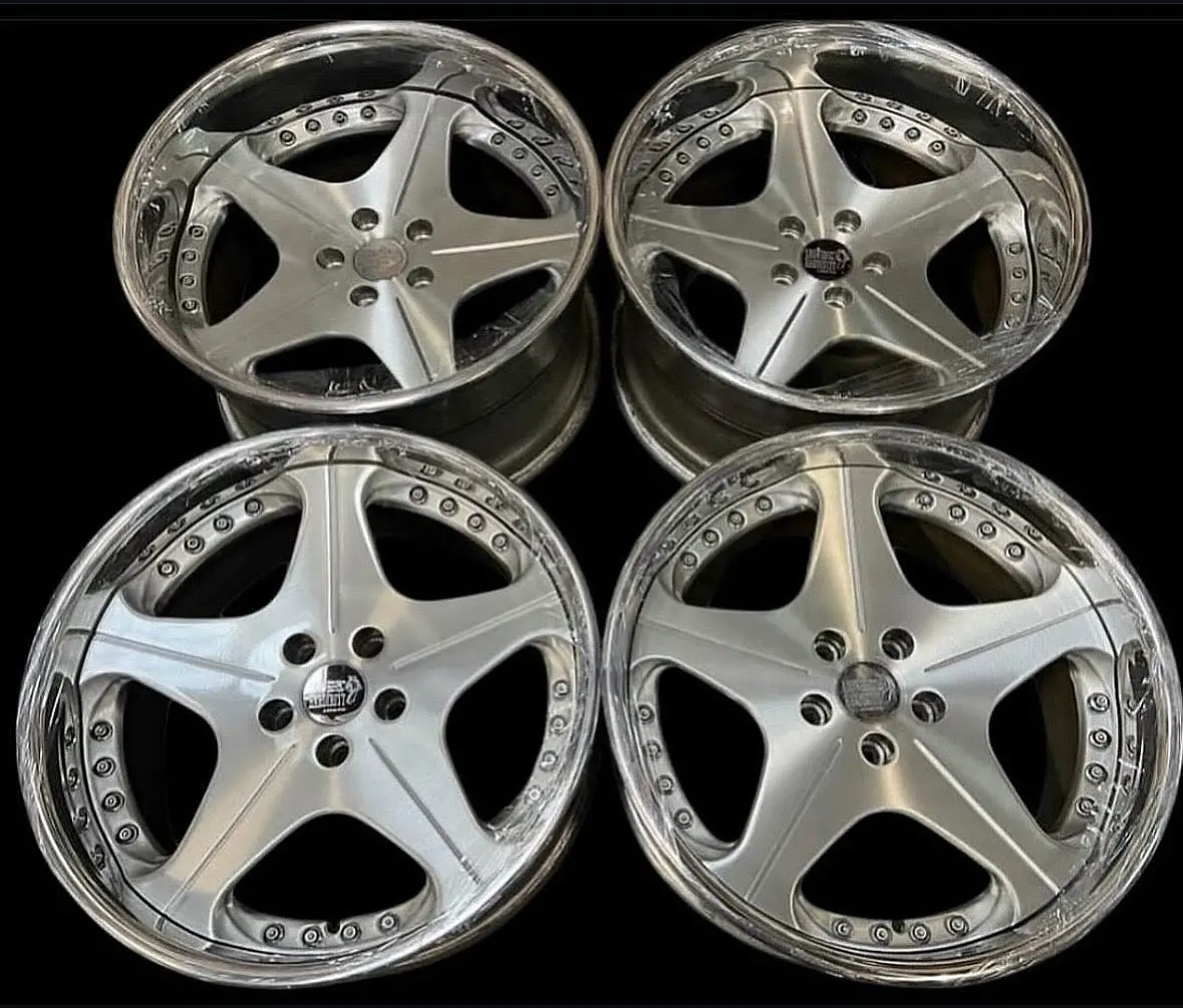 19" Leon Hardiritt Orden Brushed Alloy Wheels – 5x114.3 Bolt Pattern (Built to Order)