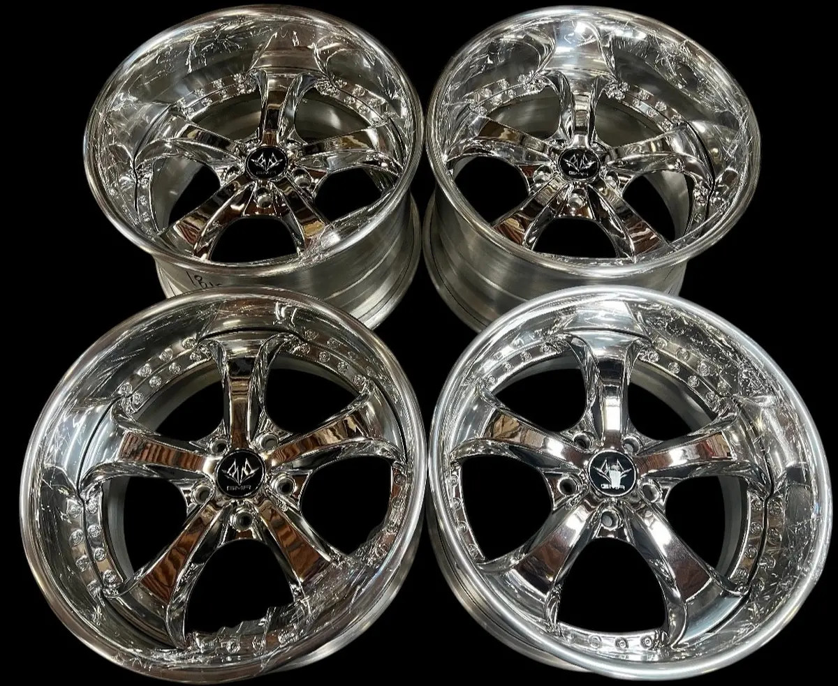 18-Inch GMR Saint Alloy Wheel with 5x100 Bolt Pattern and Vacuum Chrome Finish
