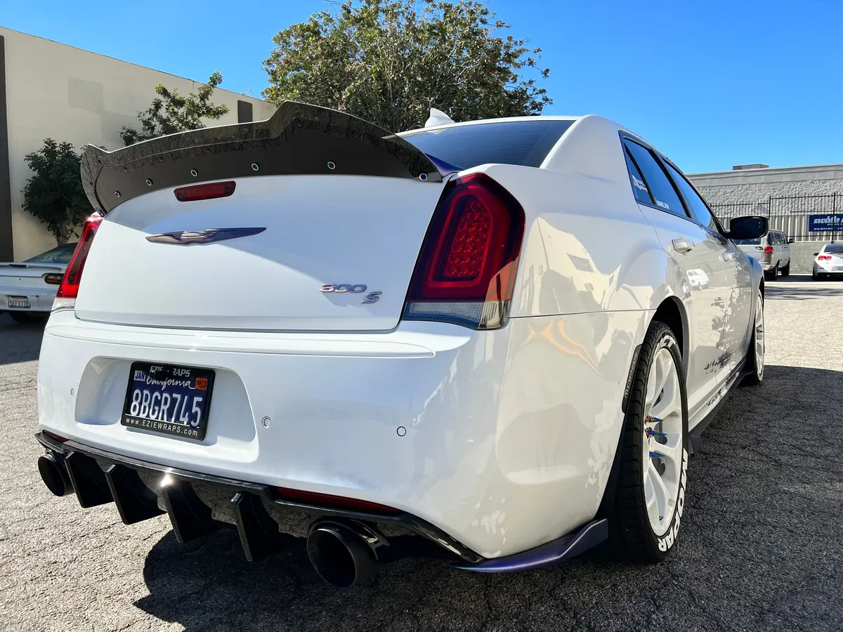 2011 - 2023 Chrysler 300 Srt: X2 Design Wickerbill 1