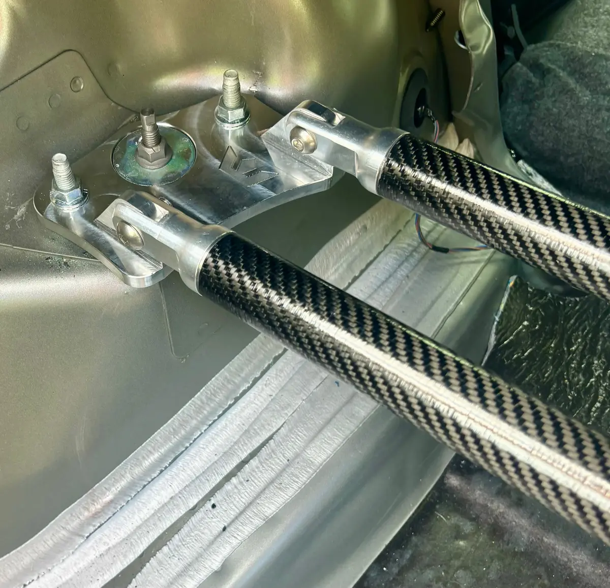 Carbon Fiber 2-Point Trunk Brace 2005-2023 Challenger 2
