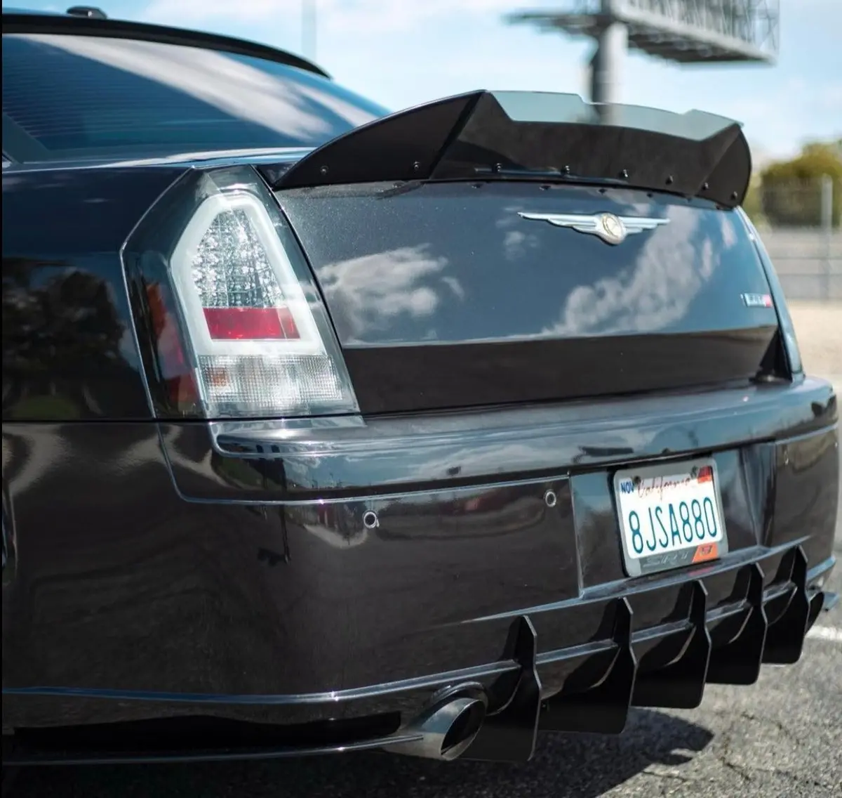 2005 - 2010 Chrysler 300 Srt Wickerbill 1