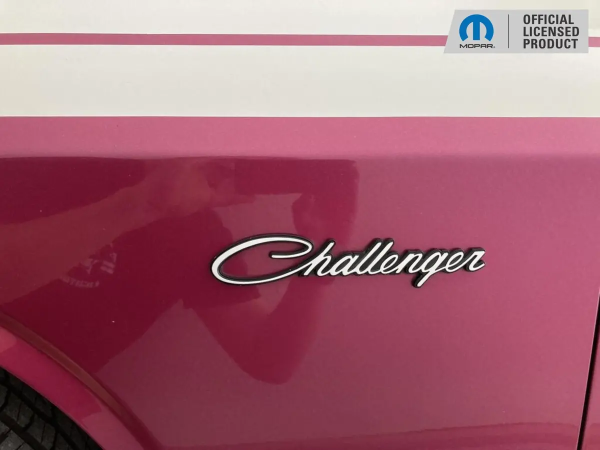 Challenger Script Emblem Overlay Decals 9