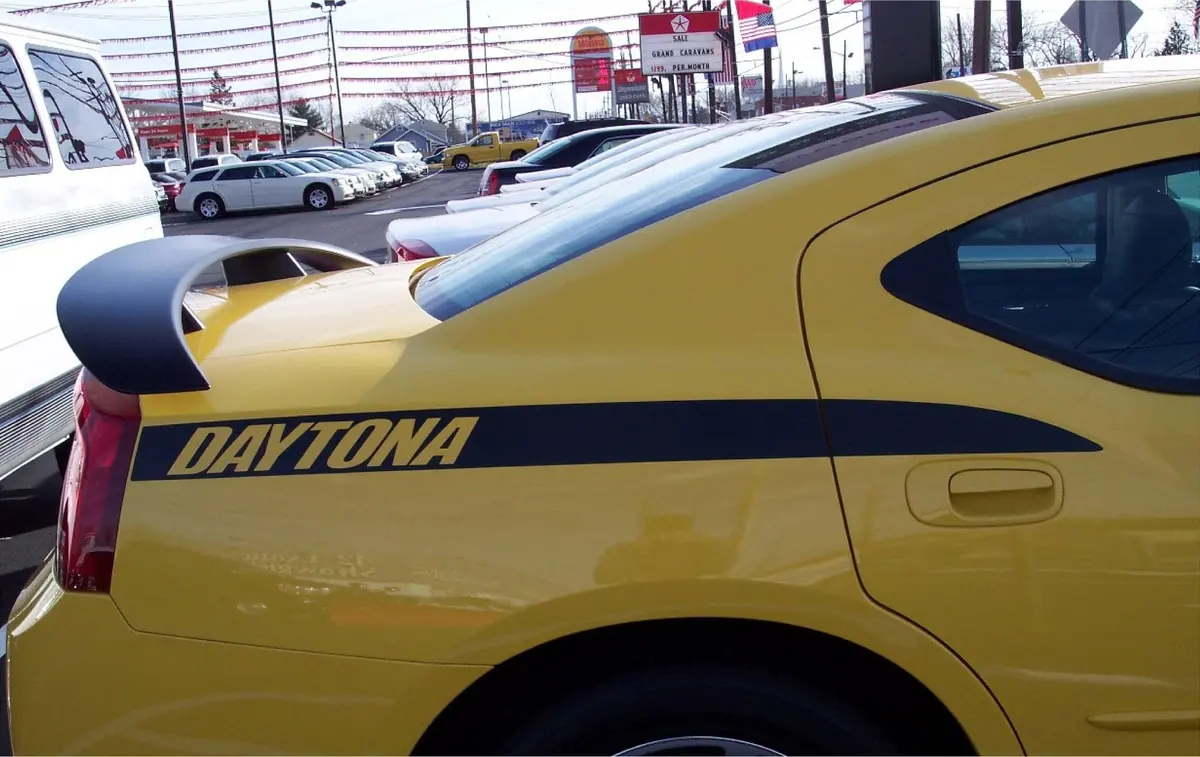 "Daytona" Quarter Panel Decals For The 2006-2010 Dodge Charger (X2) 1