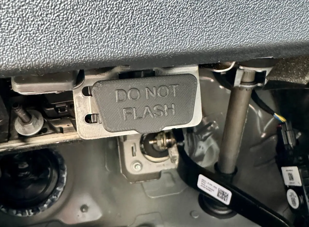 Do Not Flash Obd2 Port Cover 1