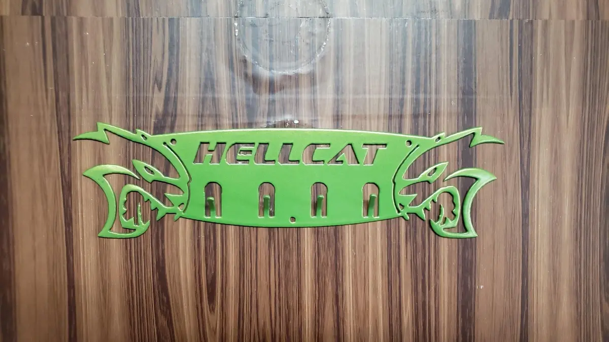 Dodge Hellcat Keychain Rack – Steel Wall Mounted Muscle Car Organizer 1