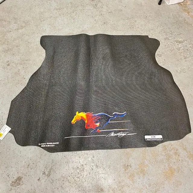 Fender Gripper Multi Color Mustang Logo Fender Cover 1