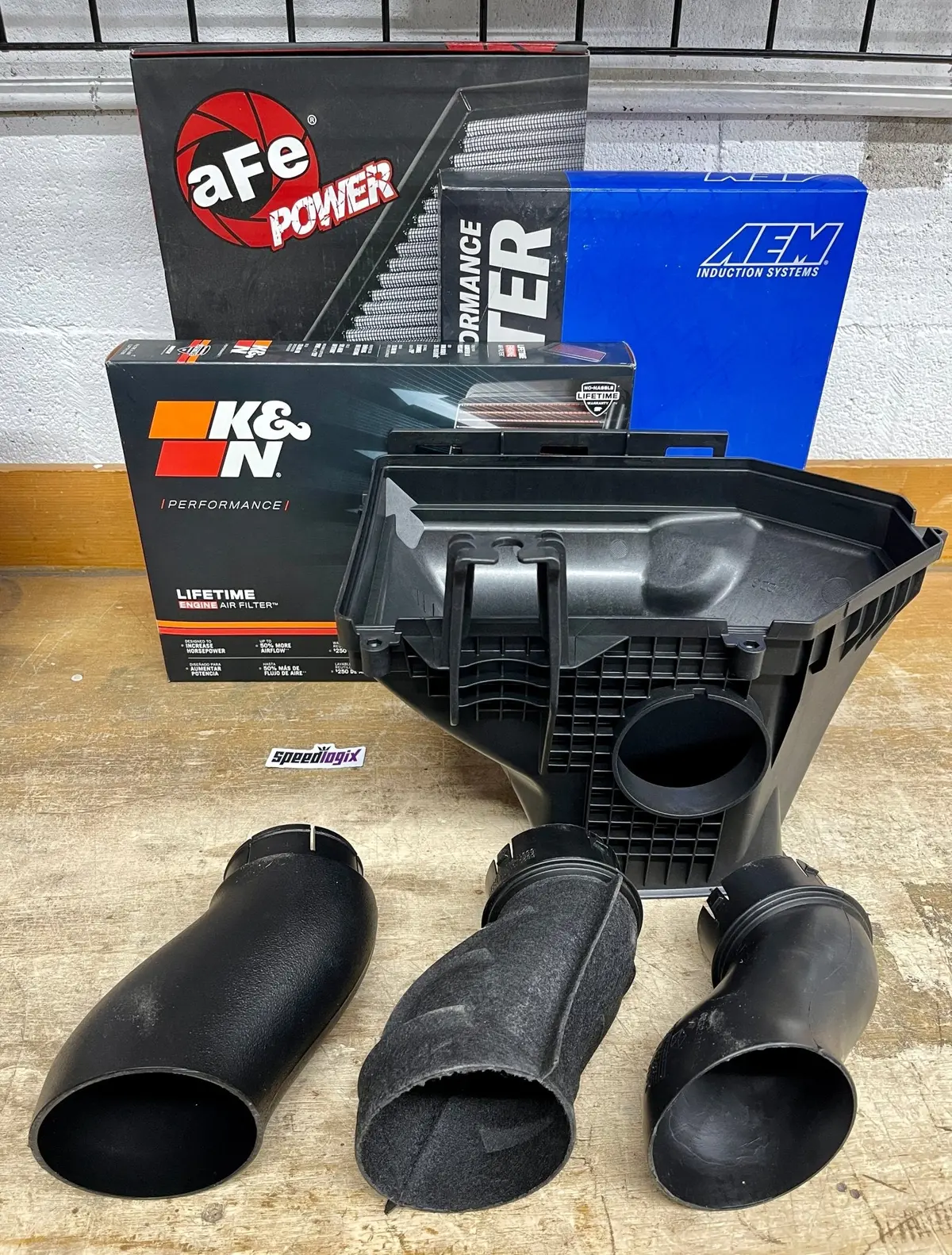 Hellcat Airbox Kit W/ Inlet Tube, Filter 2015-2023 Challenger 1