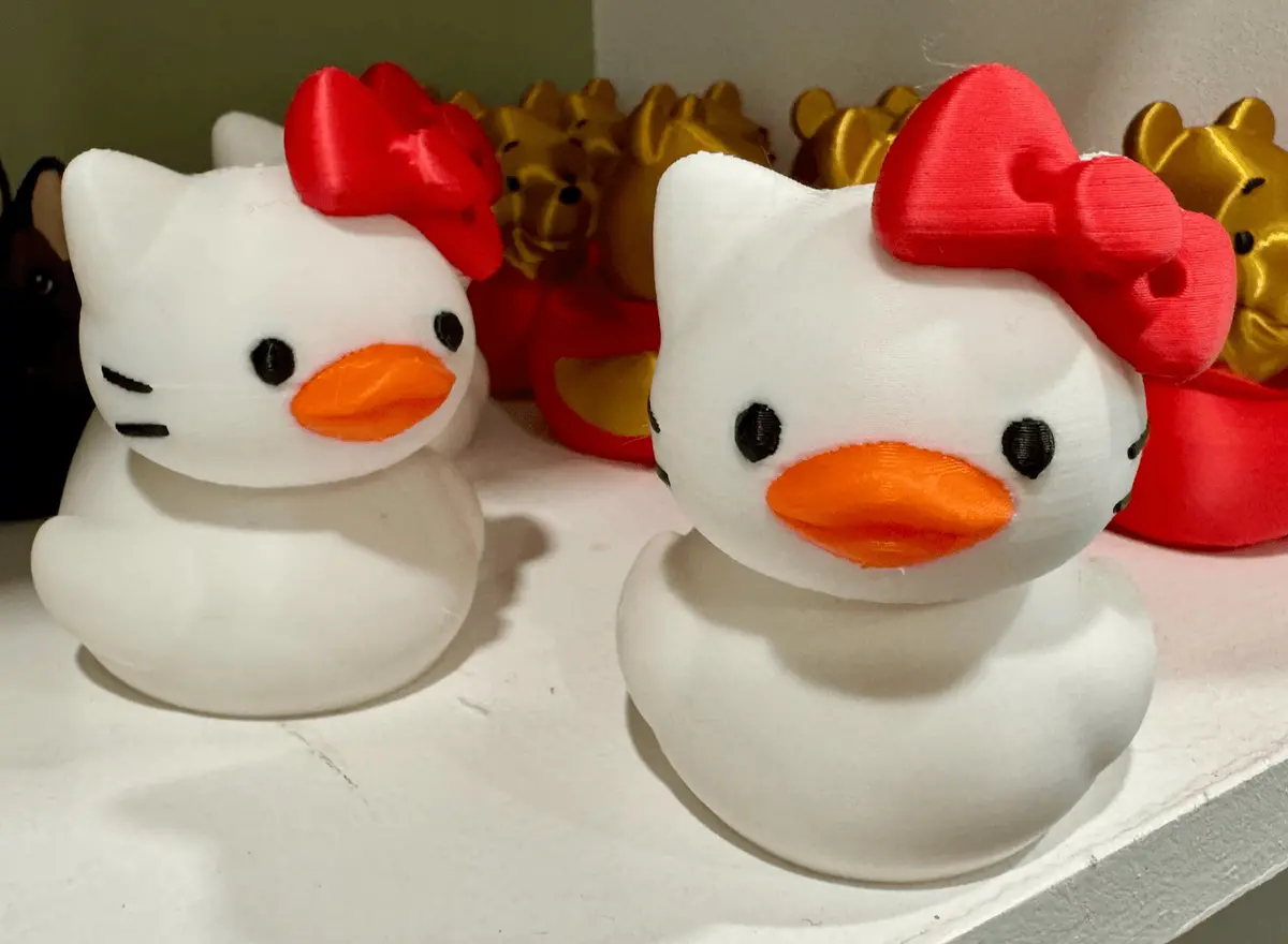 Hello Kitty Bow Duck 1